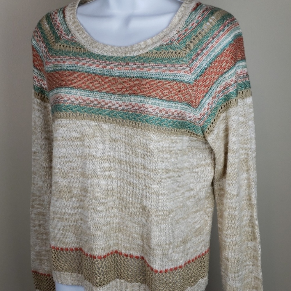Love on a Hanger light sweater.size medium